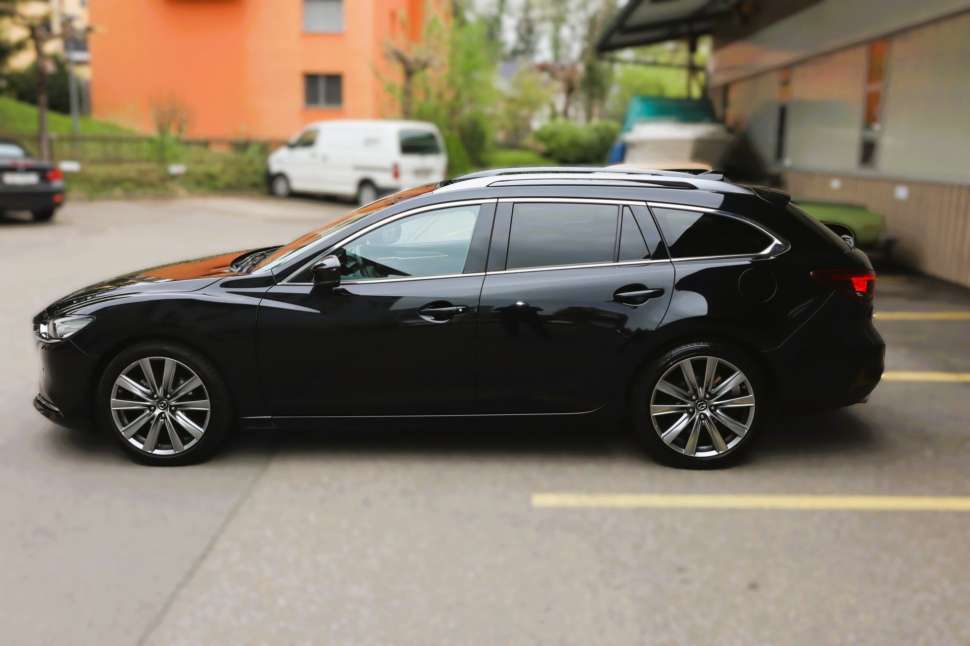 MAZDA 6 Sportwagon SKYACTIV-G 194 Revolution Automat-image-7