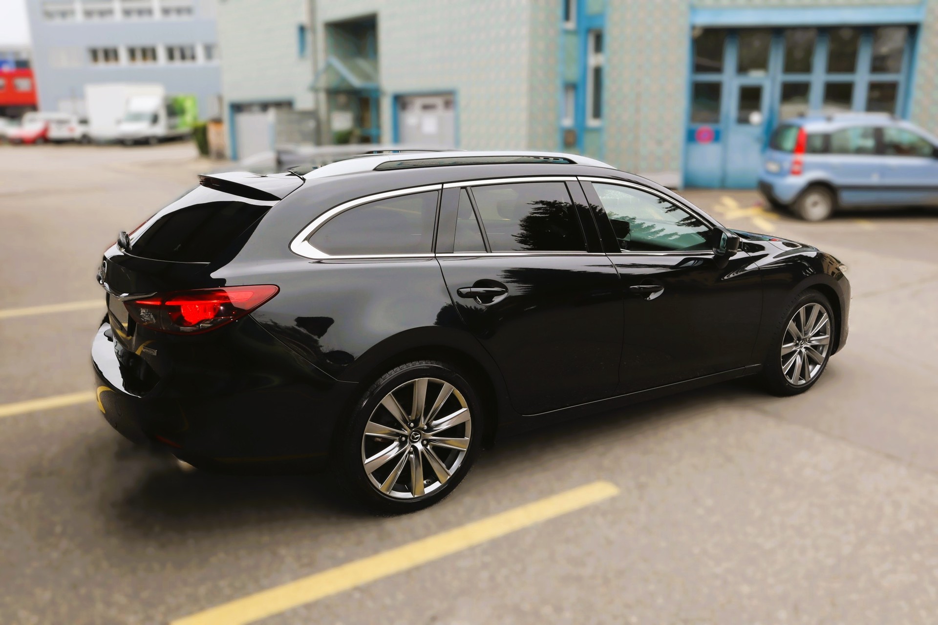 MAZDA 6 Sportwagon SKYACTIV-G 194 Revolution Automat-image-8