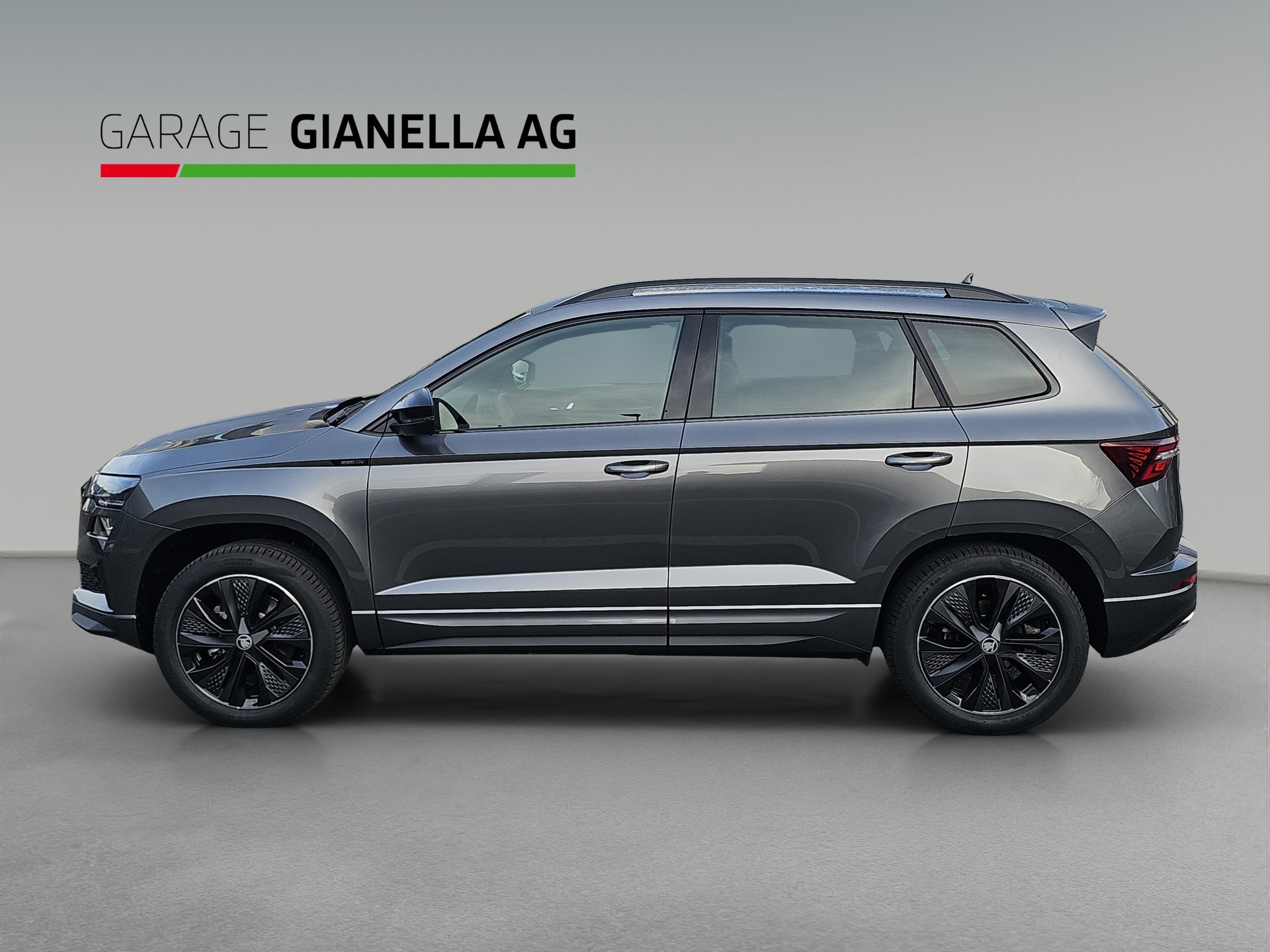 SKODA Karoq 2.0 TSI SportLine 4x4 DSG-showroom-element-1