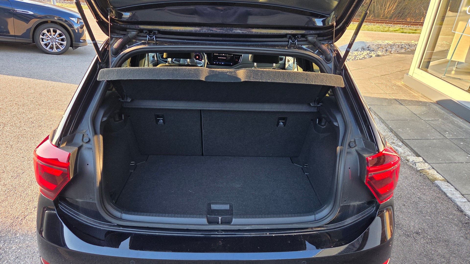 VW Polo 1.0 TSI R-Line DSG-image-9