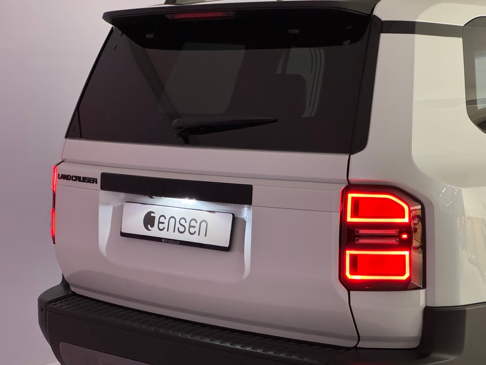 Land Cruiser 2.8 D 48V Invincible AWD