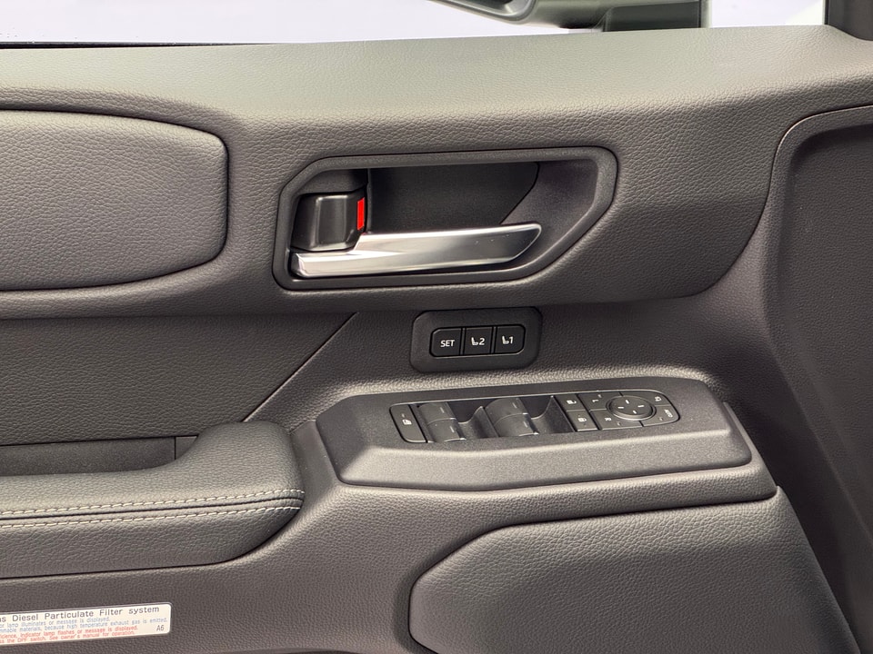 Land Cruiser 2.8 D 48V Invincible AWD