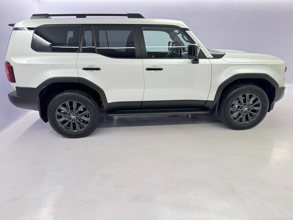 Land Cruiser 2.8 D 48V Invincible AWD