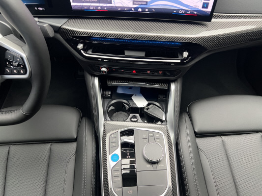 BMW i4 xDrive 40 M Sport-image-11