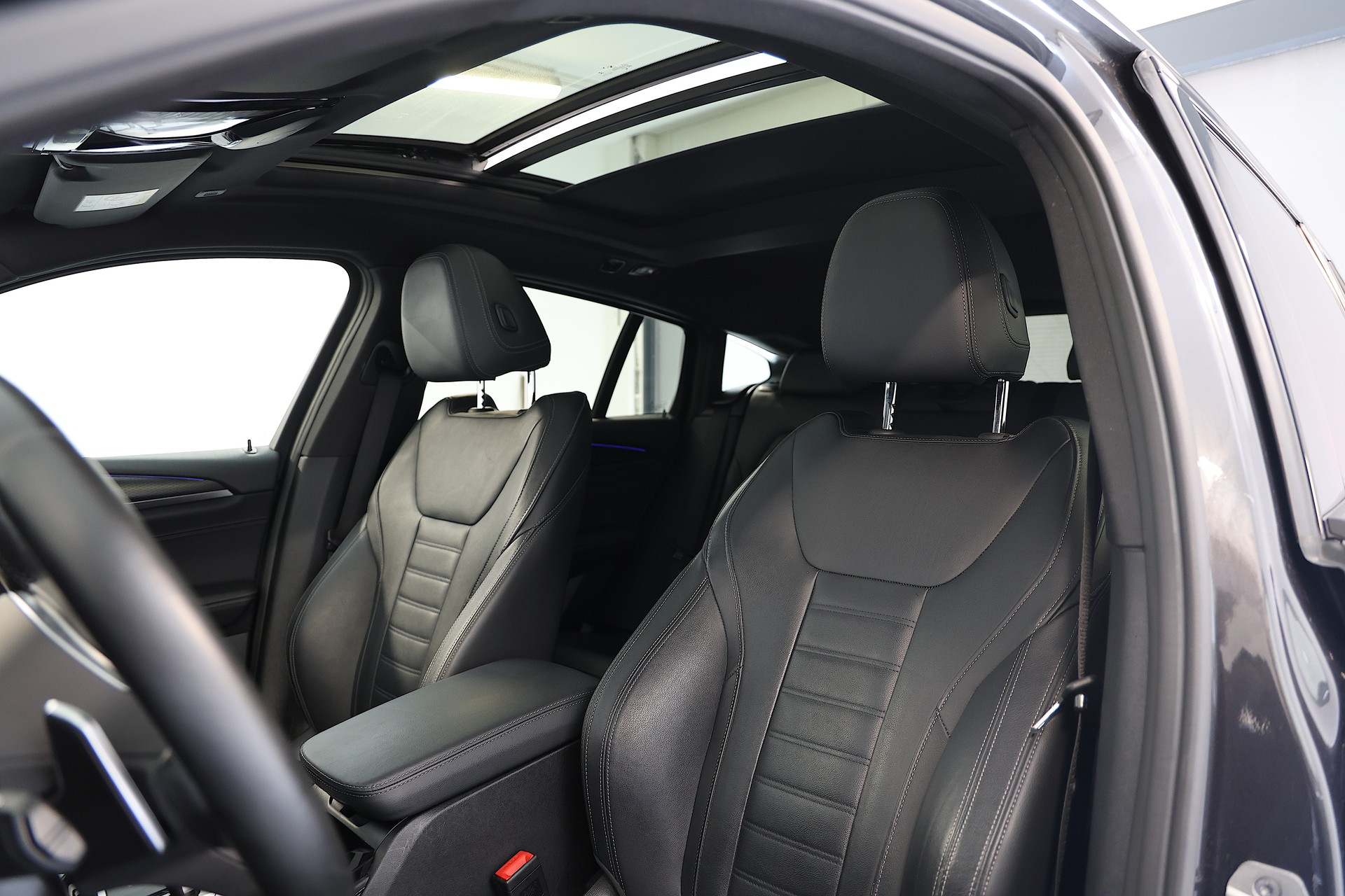 BMW X4 xDrive 48V 30i M Sport Steptronic-image-12