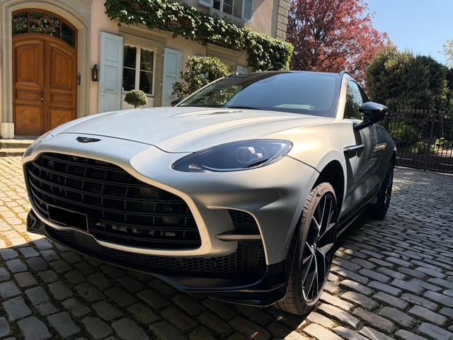 ASTON MARTIN DBX 707 4.0 V8 B-Turbo-image-1