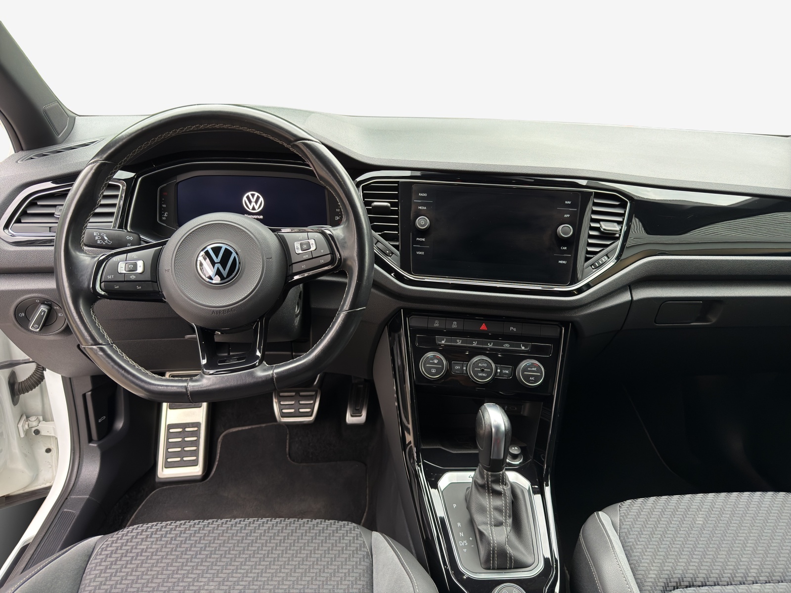 VW T-Roc 2.0 TSI R DSG 4Motion-image-8