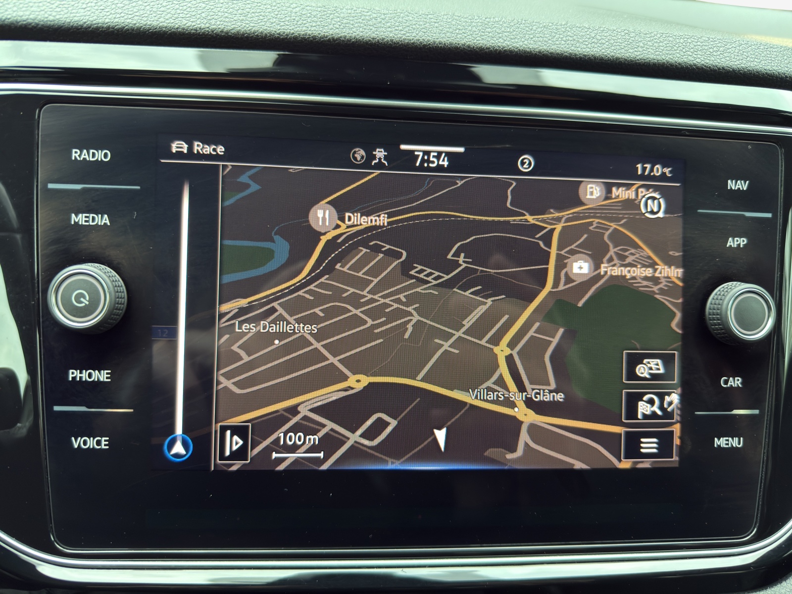 VW T-Roc 2.0 TSI R DSG 4Motion-image-14