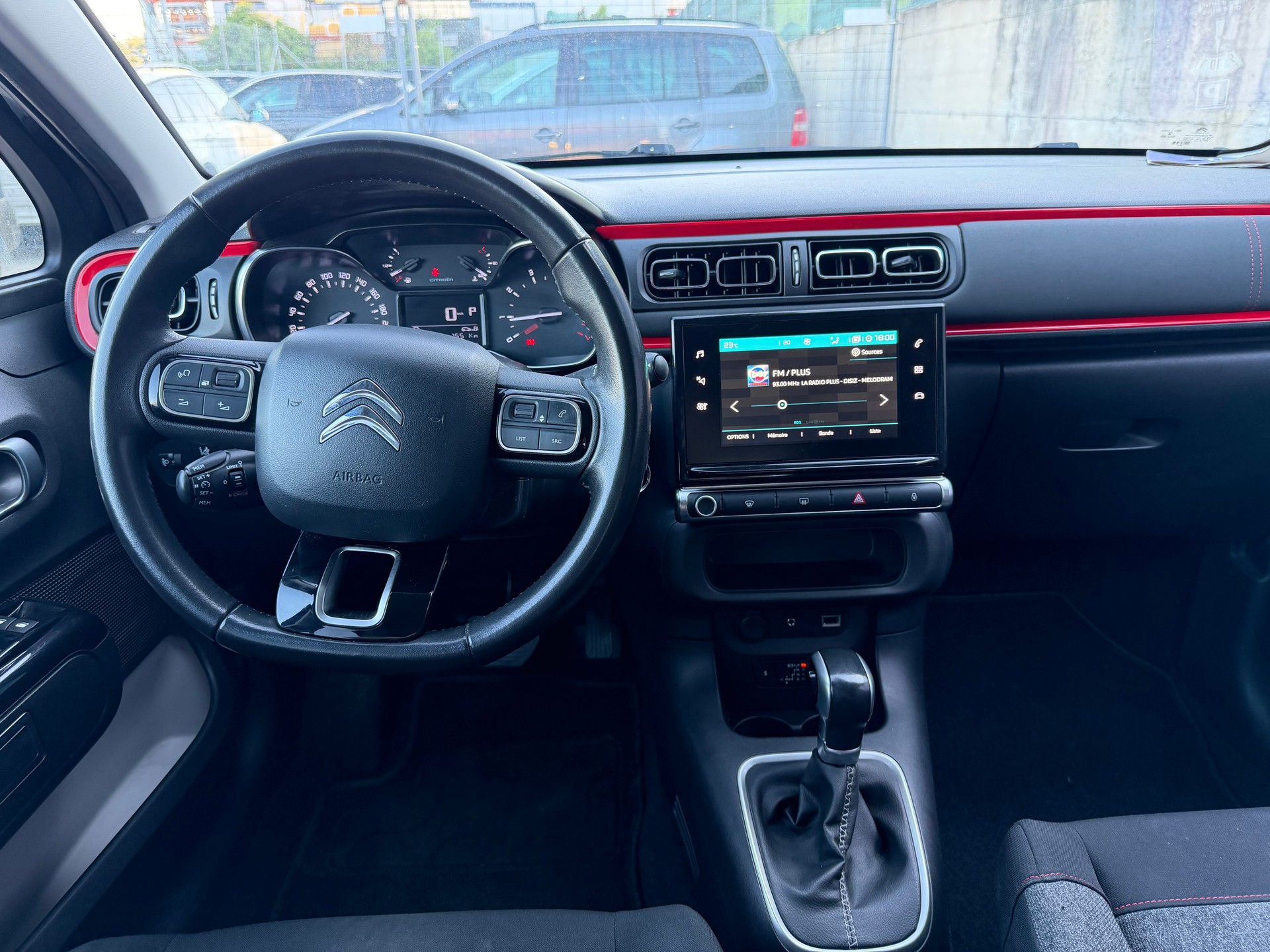 CITROEN C3 1.2i PureTech Feel EAT-image-6