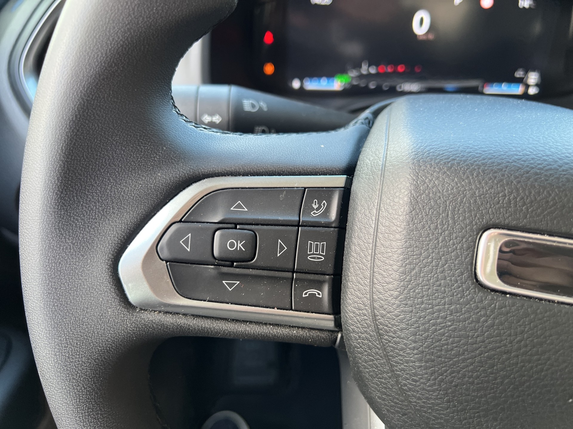 JEEP Renegade 1.5 Turbo Summit-image-32