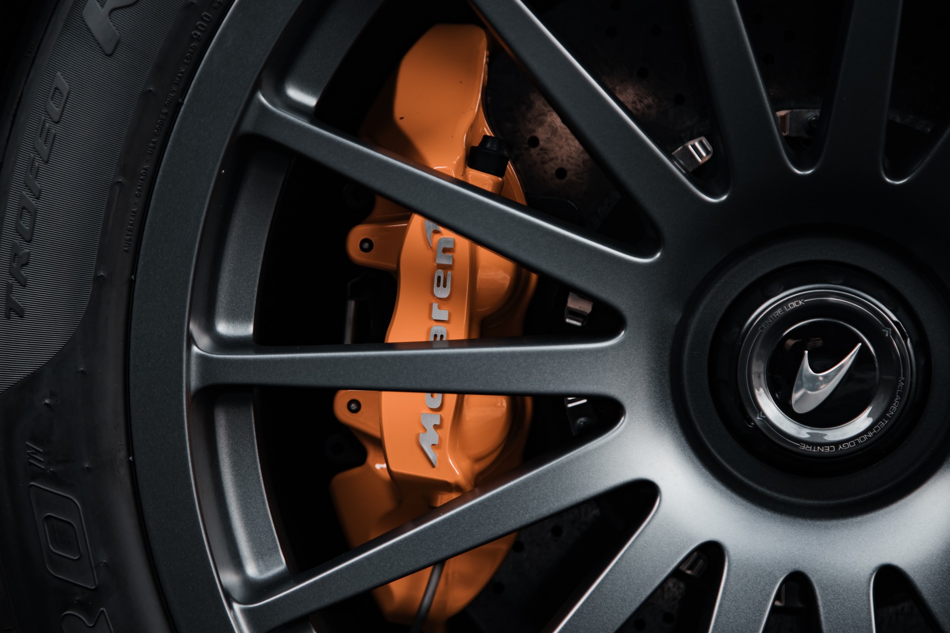 McLAREN 620R 1of225-image-24