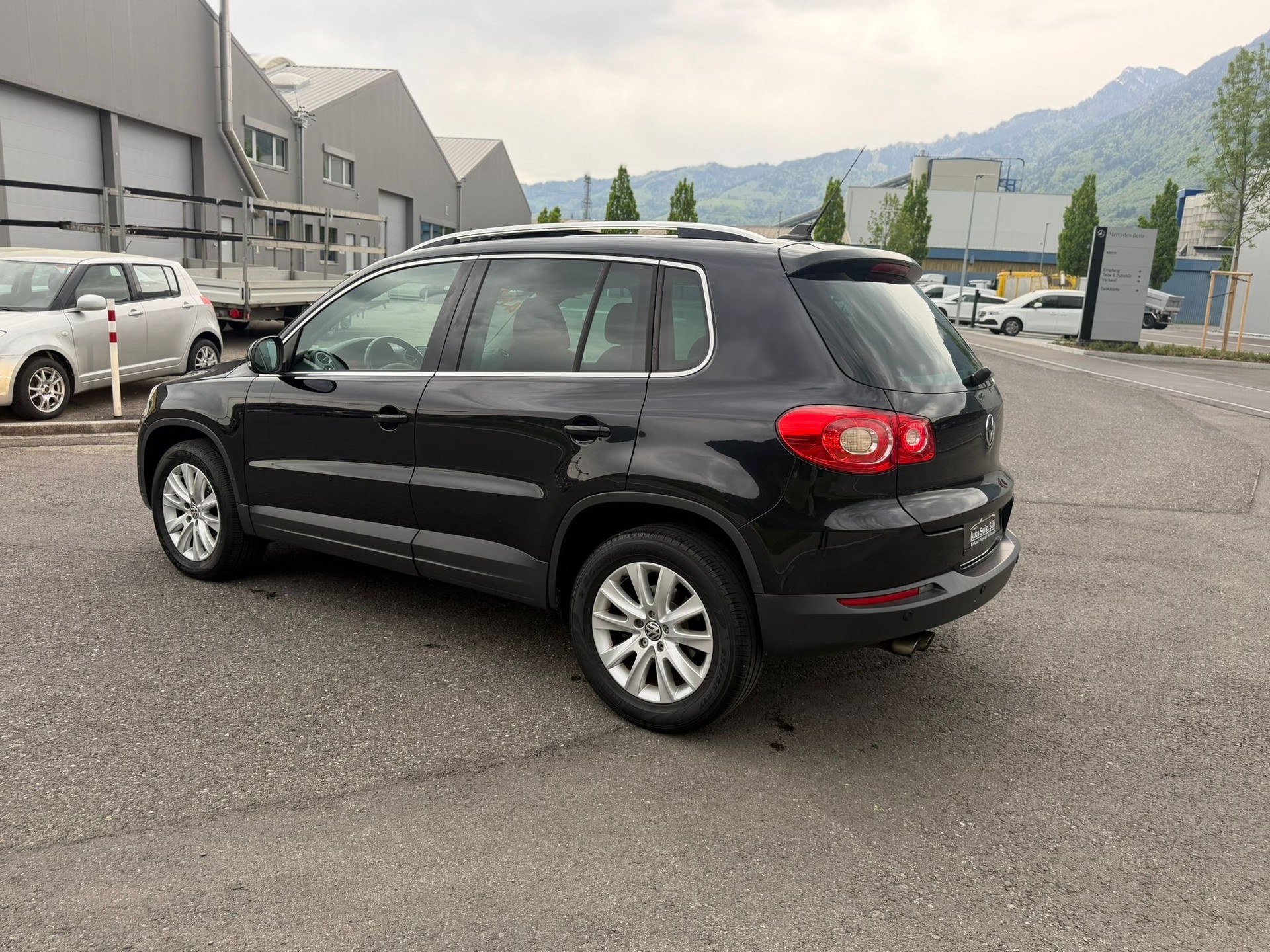 VW Tiguan 2.0 TSI Sport&Style Tiptronic-image-2