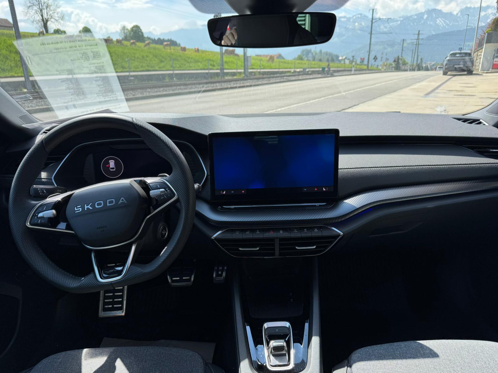 SKODA Octavia Combi 1.5 TSI SportLine DSG-image-6