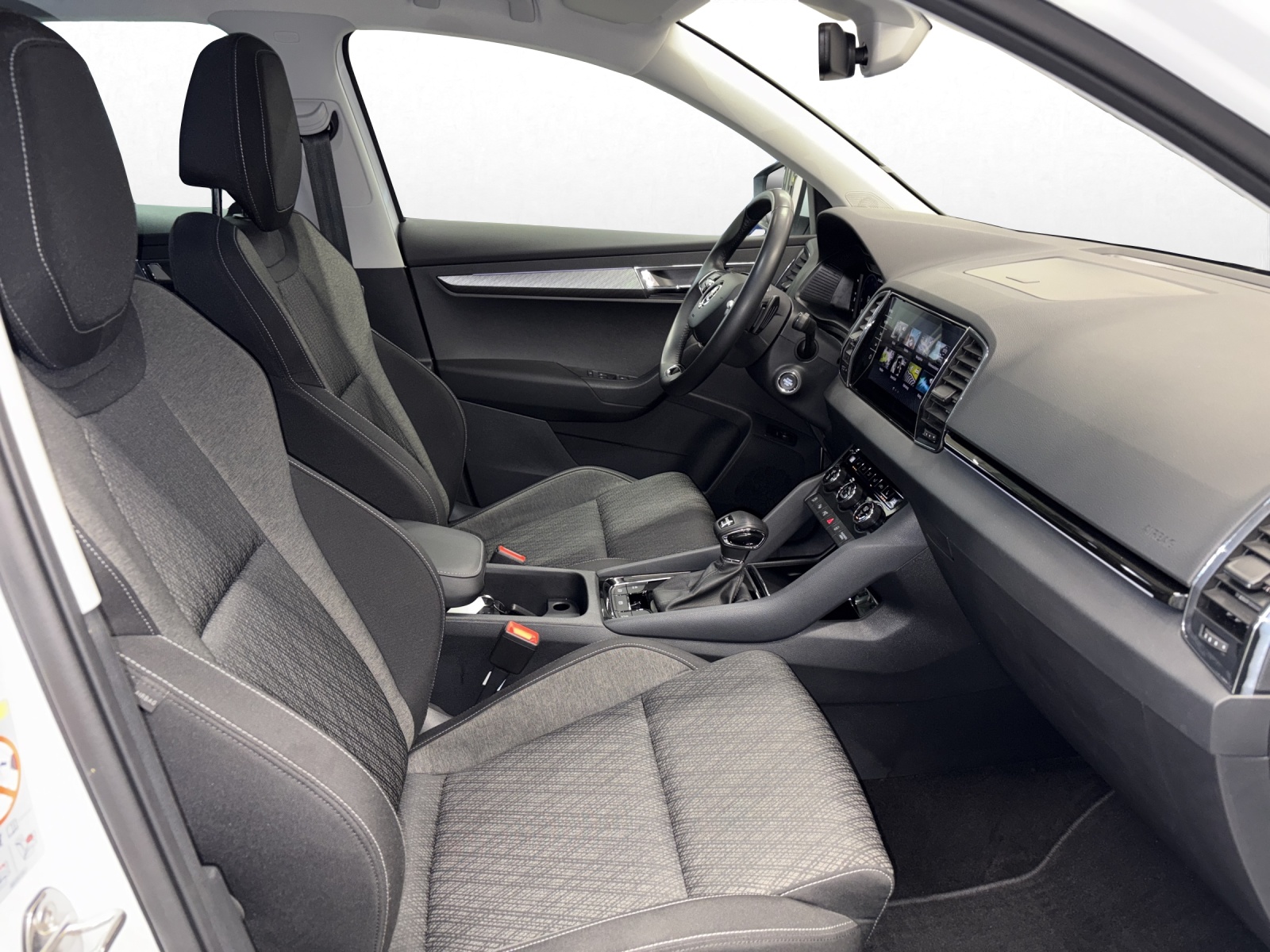 SKODA Karoq 2.0 TDI Style 4x4 DSG-image-19