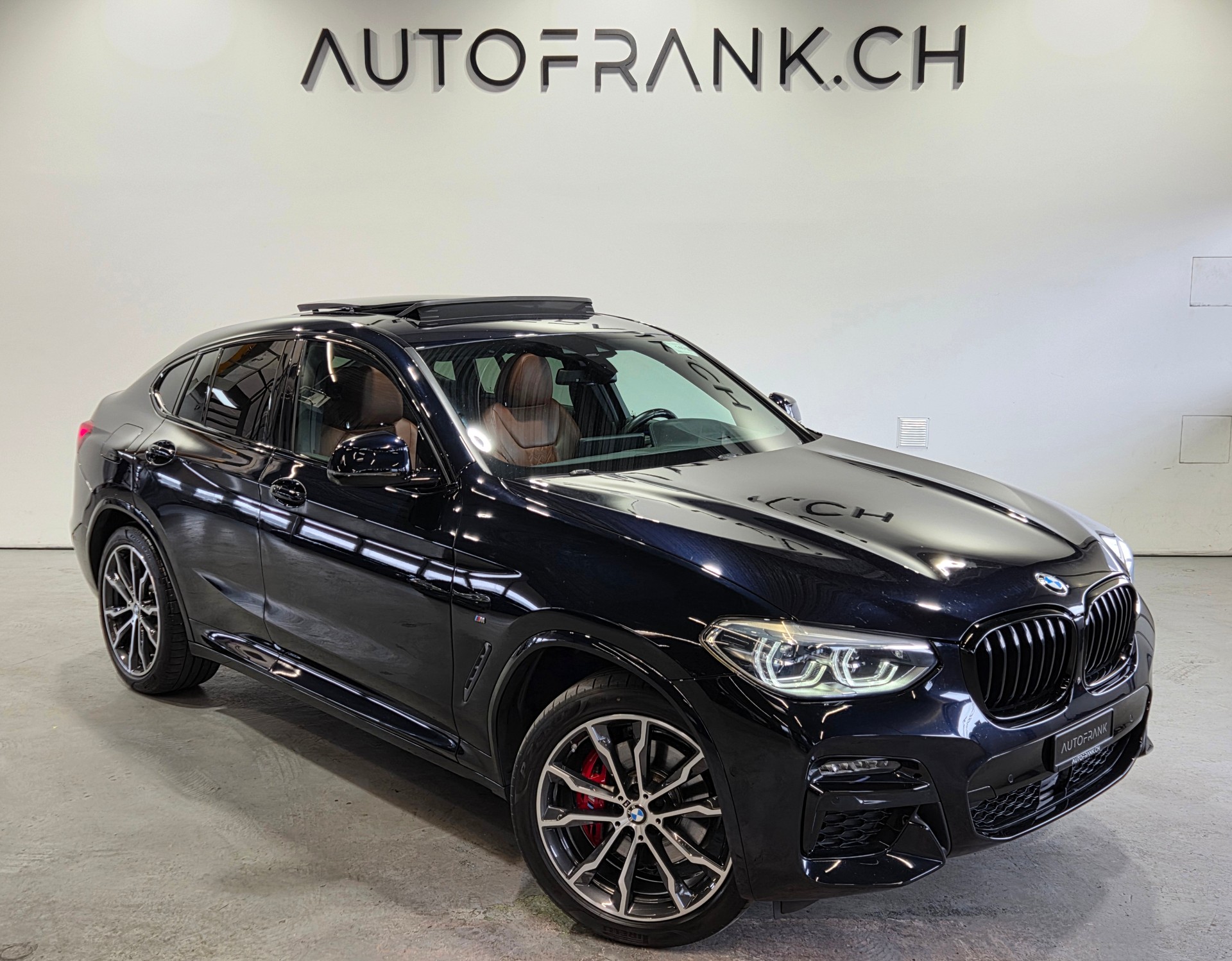 BMW X4 M40d-image-18