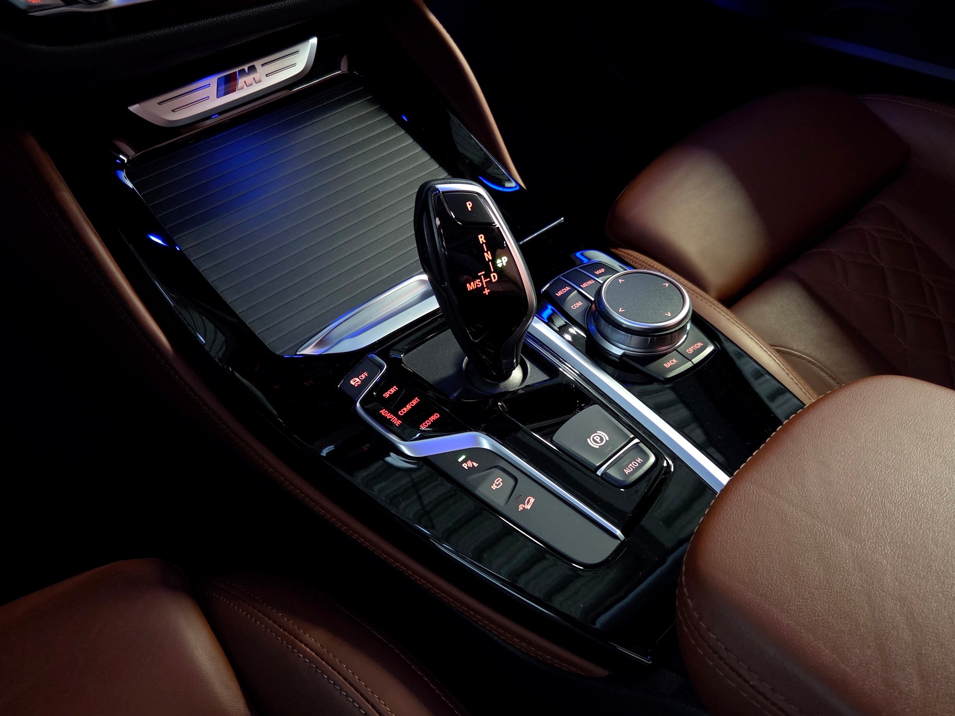 BMW X4 M40d-image-16