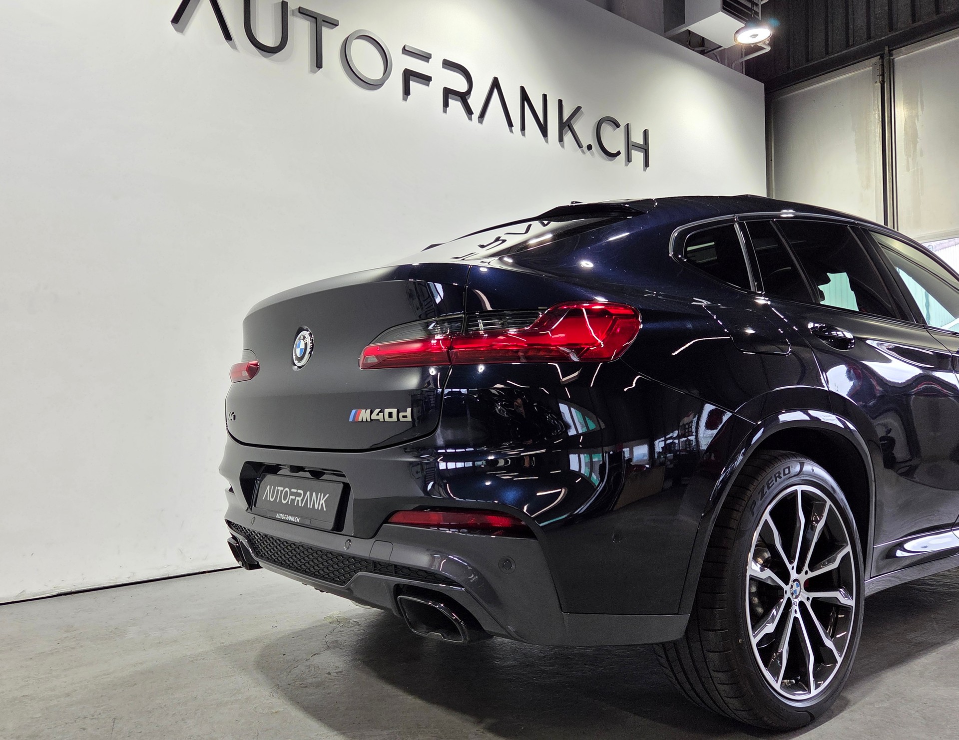 BMW X4 M40d-image-12