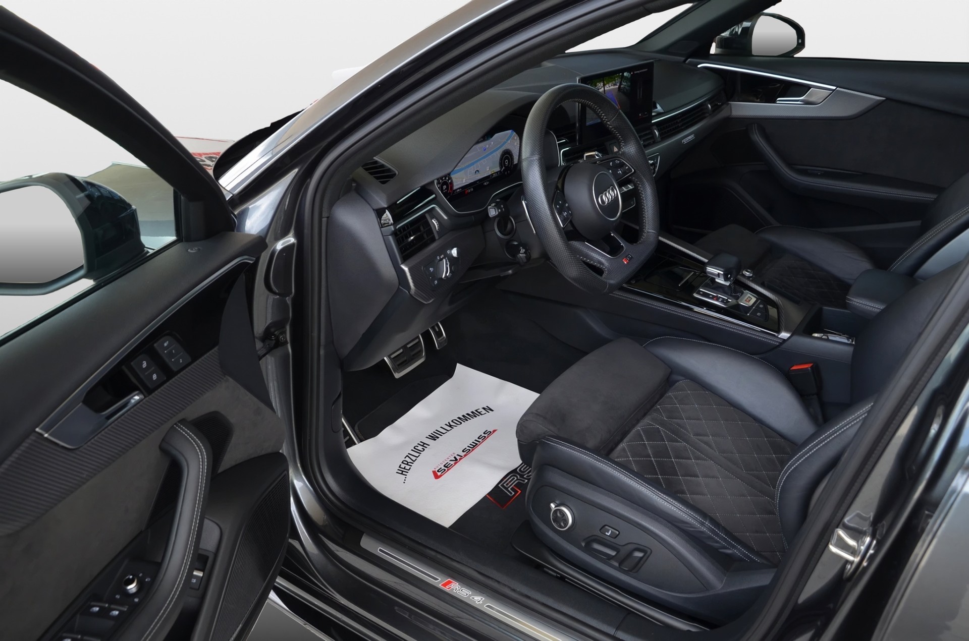 AUDI RS4 Avant quattro tiptronic*Frisch ab MFK,1 Jahr oder 20000km Garantie*-image-6