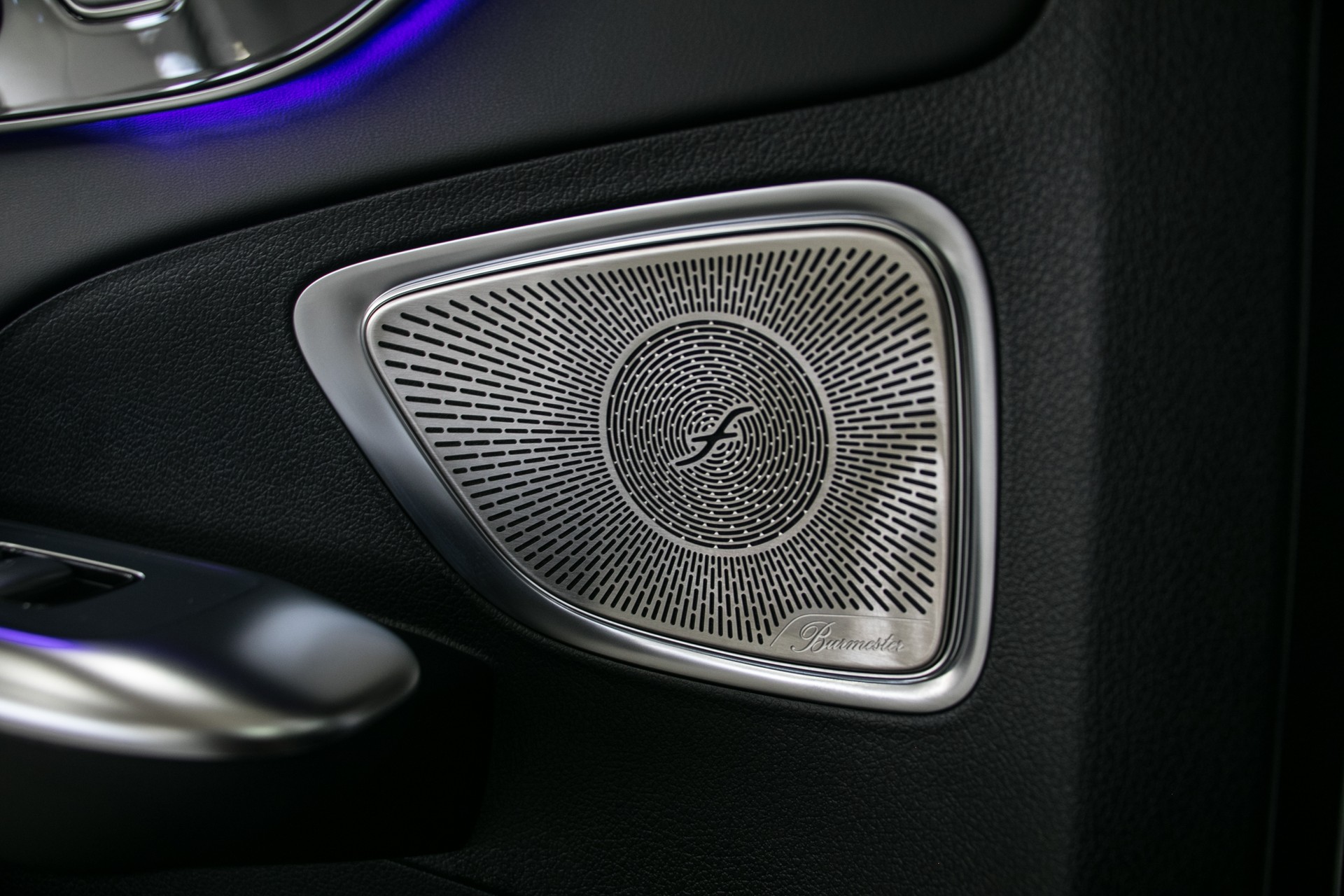 MERCEDES-BENZ C 63 S AMG E Performance 4 Matic-image-11