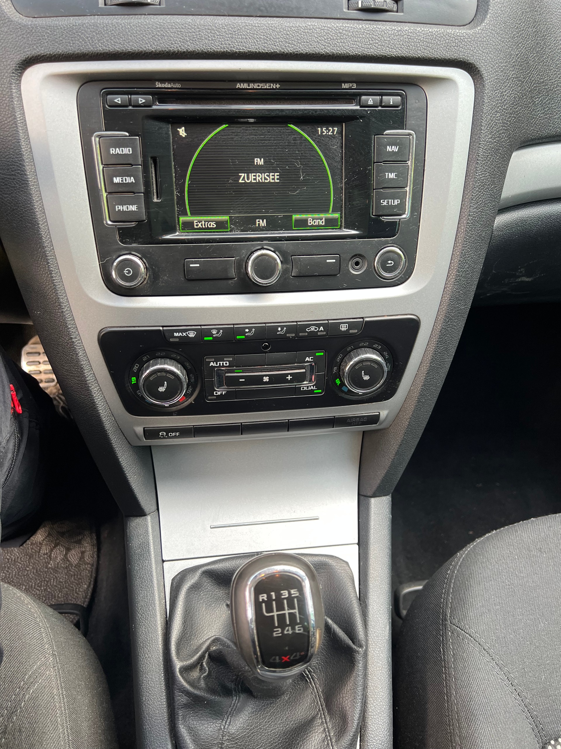 SKODA Octavia Combi 1.8 TSI AllDrive 4x4-image-7
