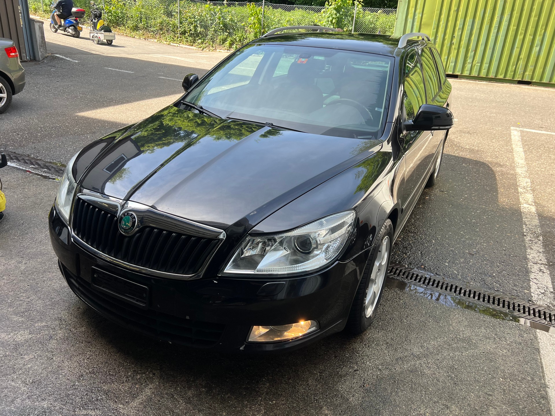 SKODA Octavia Combi 1.8 TSI AllDrive 4x4-image-0