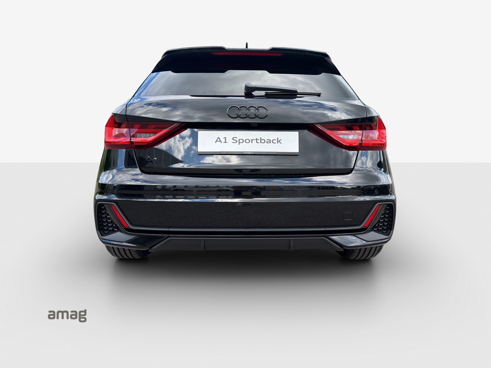 AUDI A1 Sportback 30 TFSI S Line Attraction S-tronic-image-3