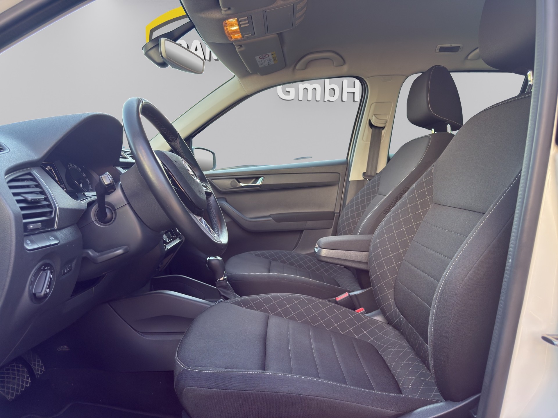 SKODA Fabia 1.2 TSI Style DSG-image-9