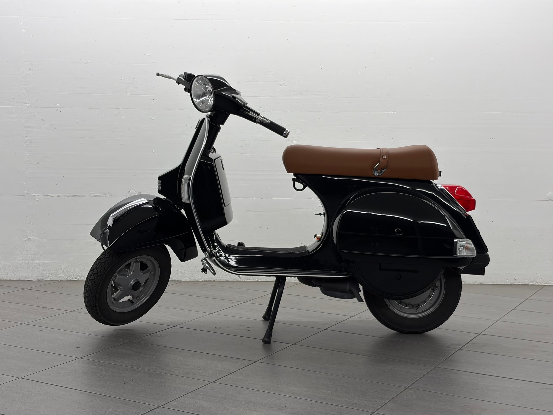 PIAGGIO Vespa PX 125 E Disc-image-2