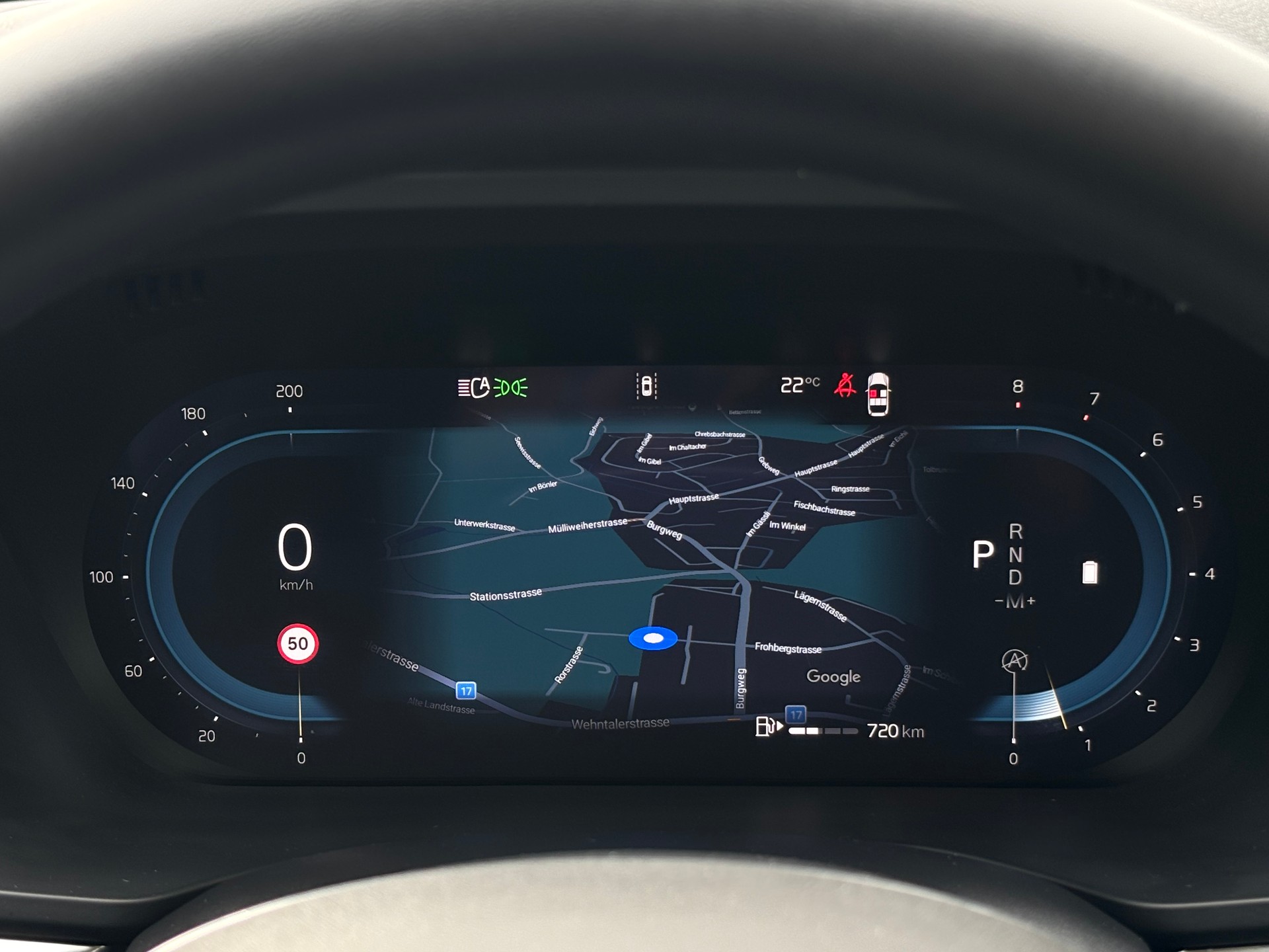 VOLVO XC60 2.0 B5 MH Plus Dark AWD-image-16