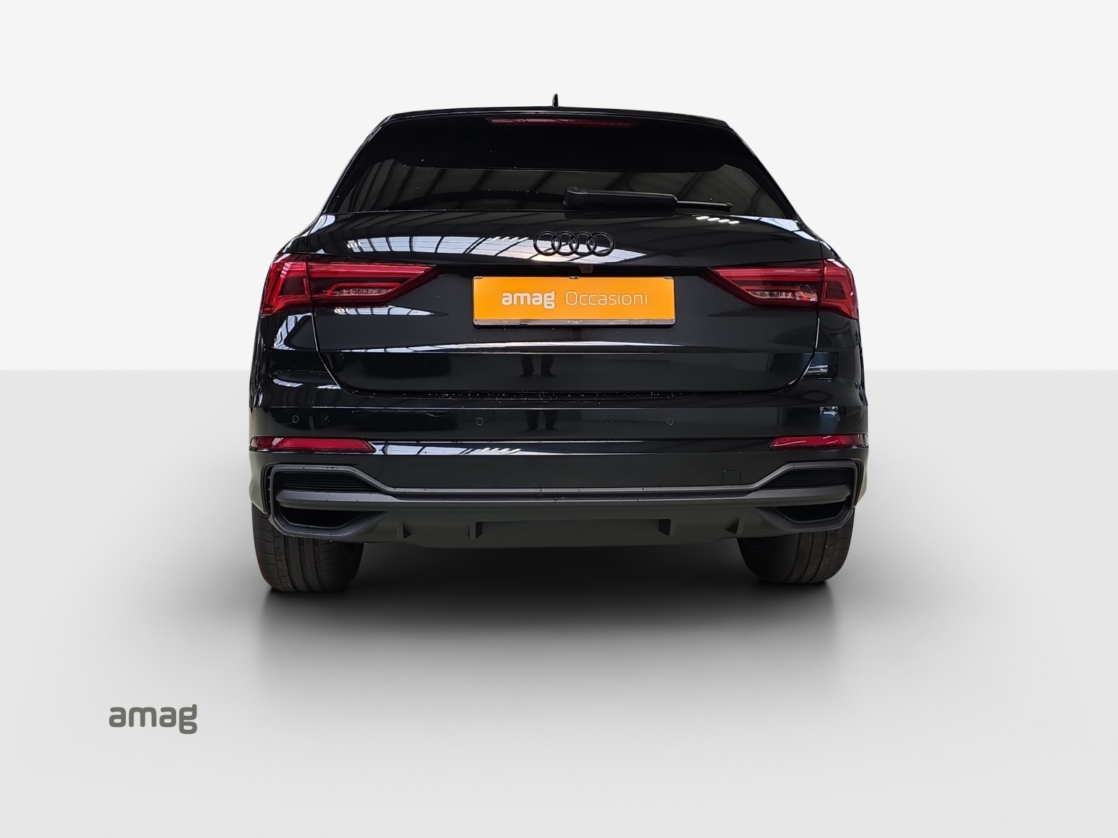 AUDI Q3 35 TFSI S line Attraction S-tronic-image-3