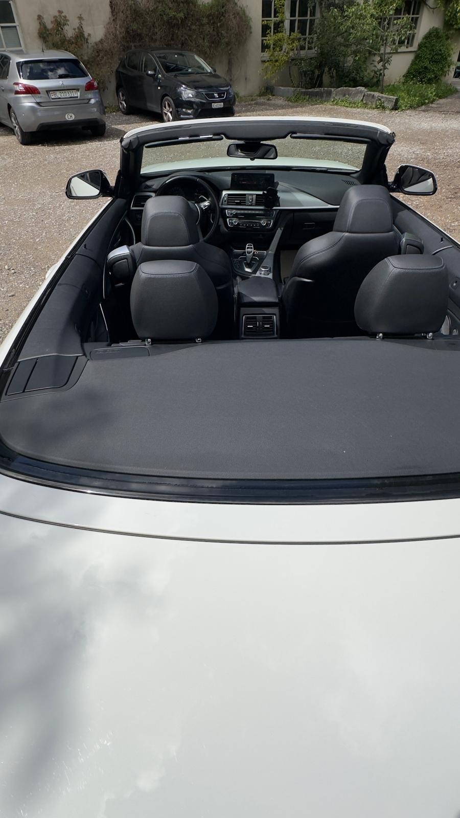 BMW 430i Cabriolet xDrive M Sport Steptronic-image-5