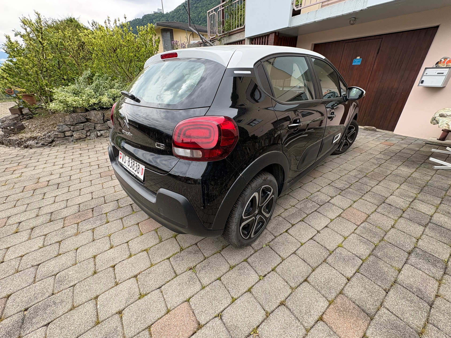 CITROEN 1.2 PureTech Feel Pack-image-2