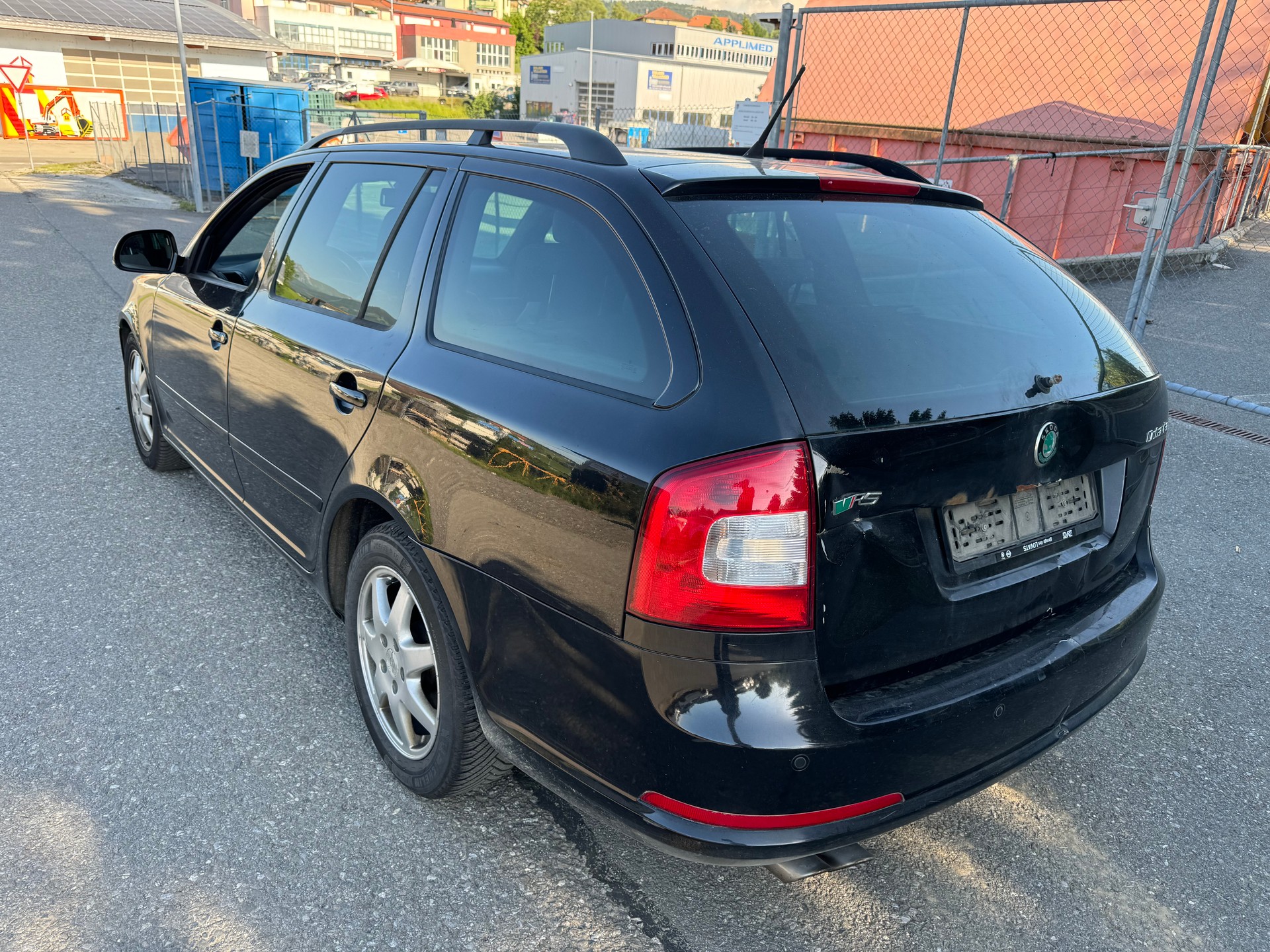 SKODA Octavia Combi 2.0 TDI RS-image-5
