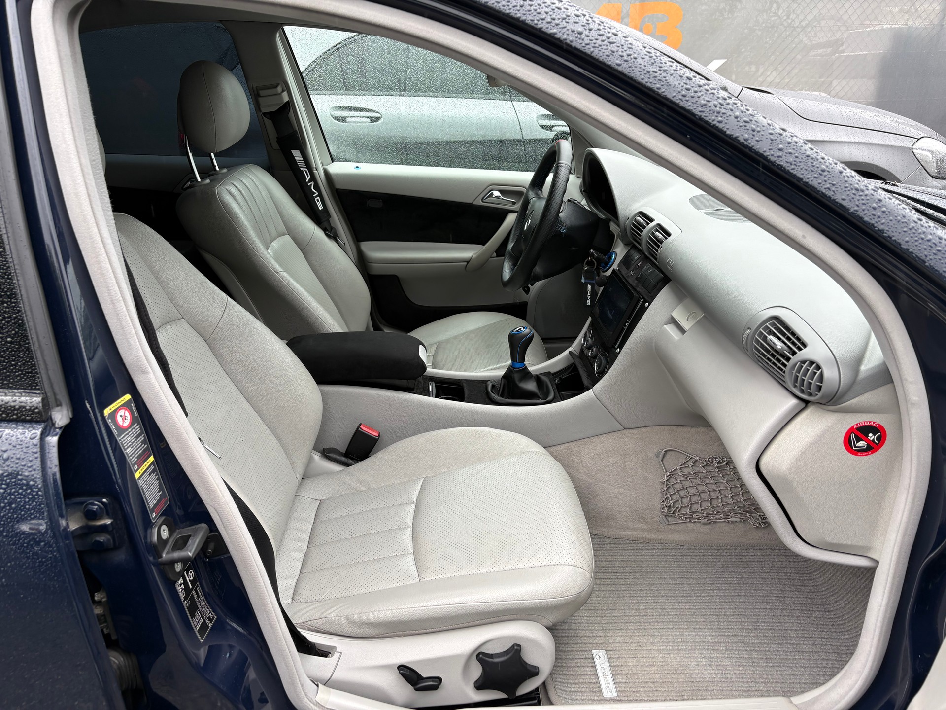 MERCEDES-BENZ C 180 Kompressor AMG Line-image-5