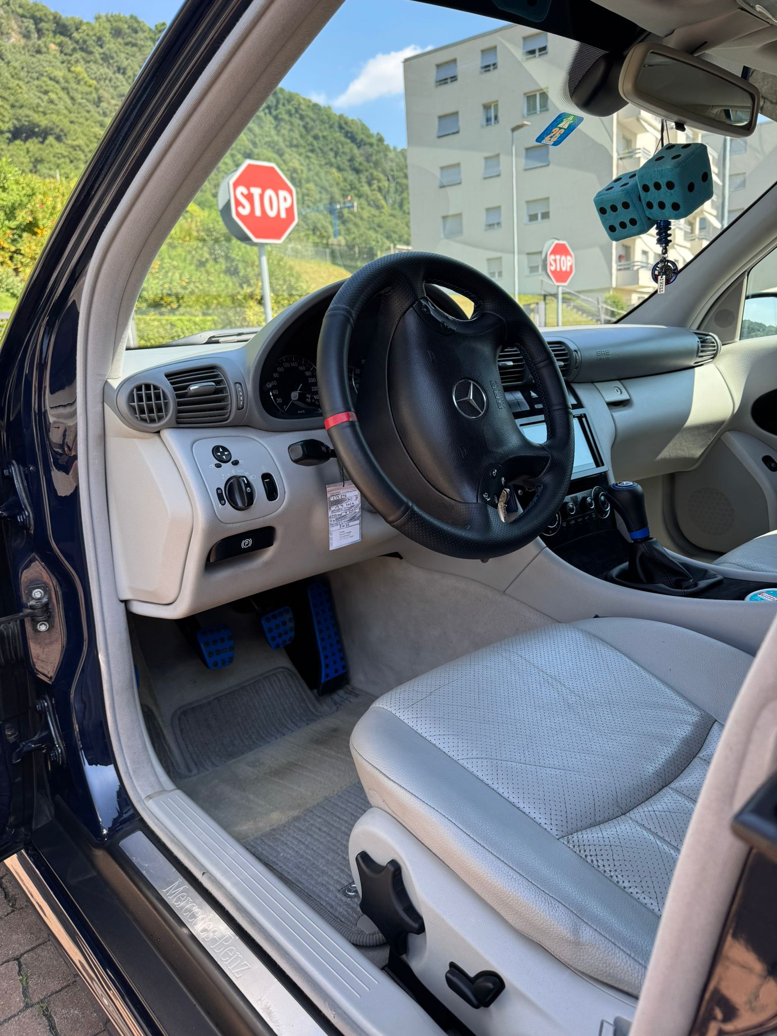 MERCEDES-BENZ C 180 Kompressor AMG Line-image-7