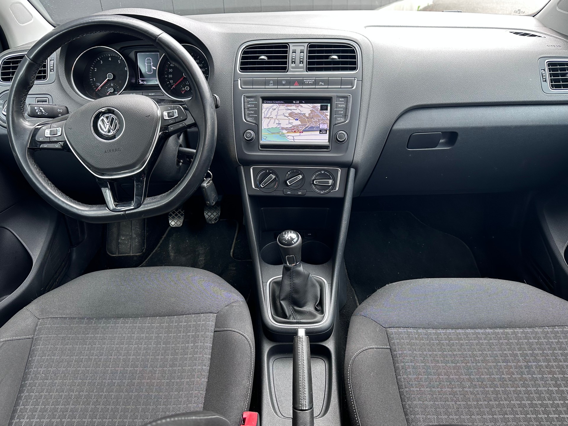 VW Polo 1.2 TSI BMT Comfortline-image-6