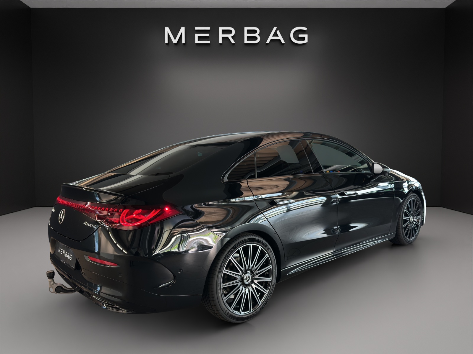 MERCEDES-BENZ CLA 220 8G-DCT 4Matic-image-5