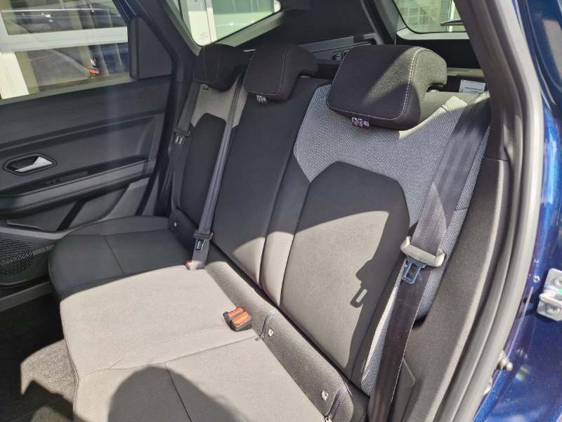 DACIA Bigster 1.2 Hybrid Journey 4WD-image-12