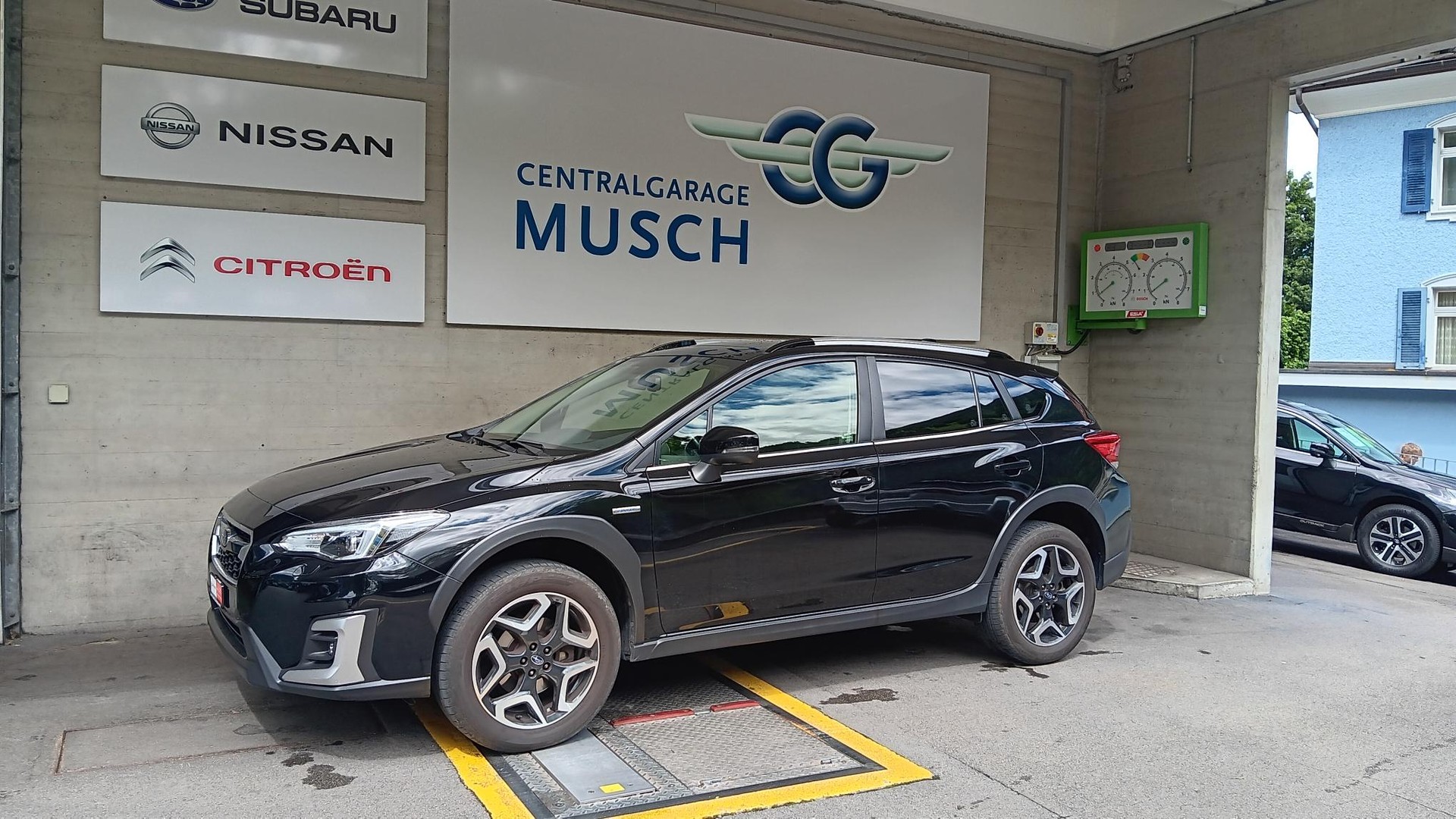 SUBARU XV 2.0 e-Boxer Luxury AWD Lineartronic-image-1