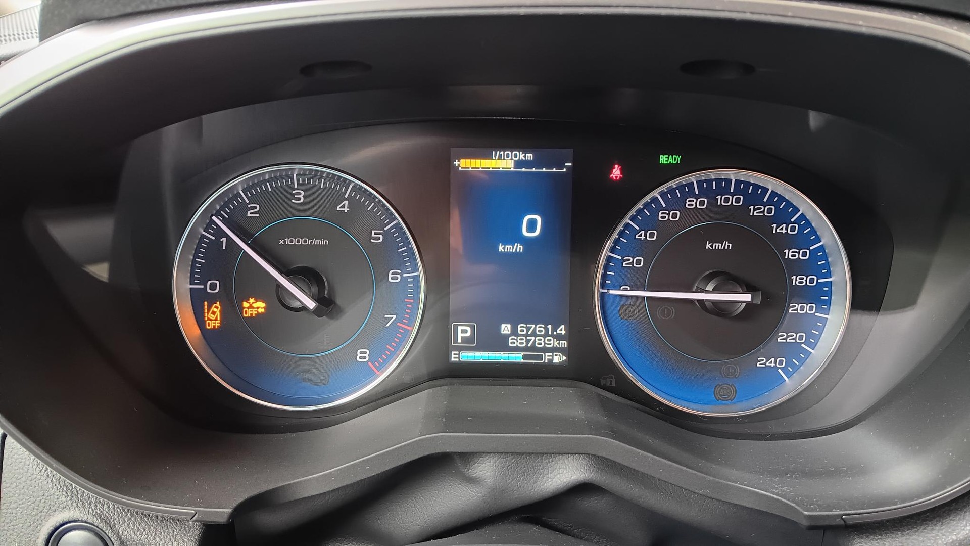 SUBARU XV 2.0 e-Boxer Luxury AWD Lineartronic-image-9