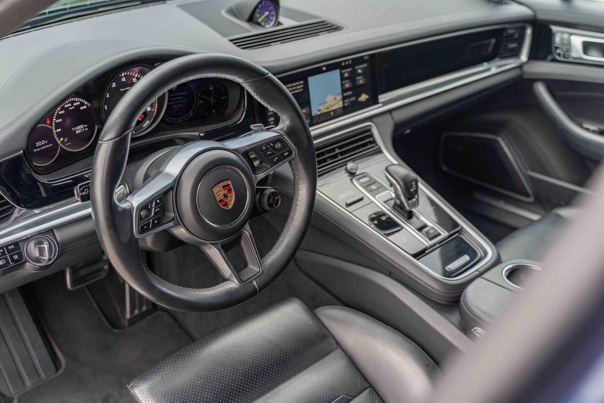 PORSCHE Panamera 4 E-Hybrid PDK-image-9