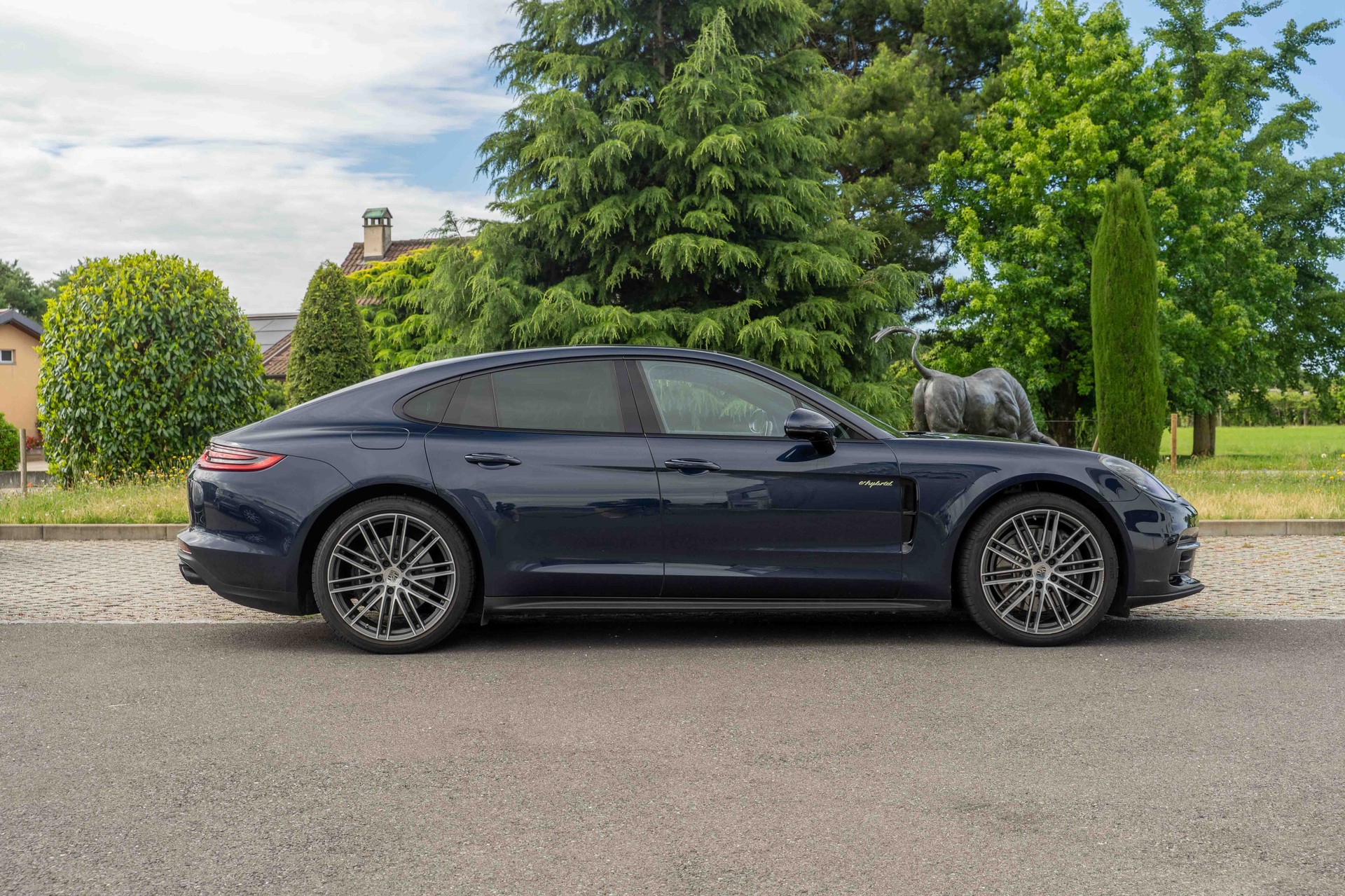 PORSCHE Panamera 4 E-Hybrid PDK-image-3