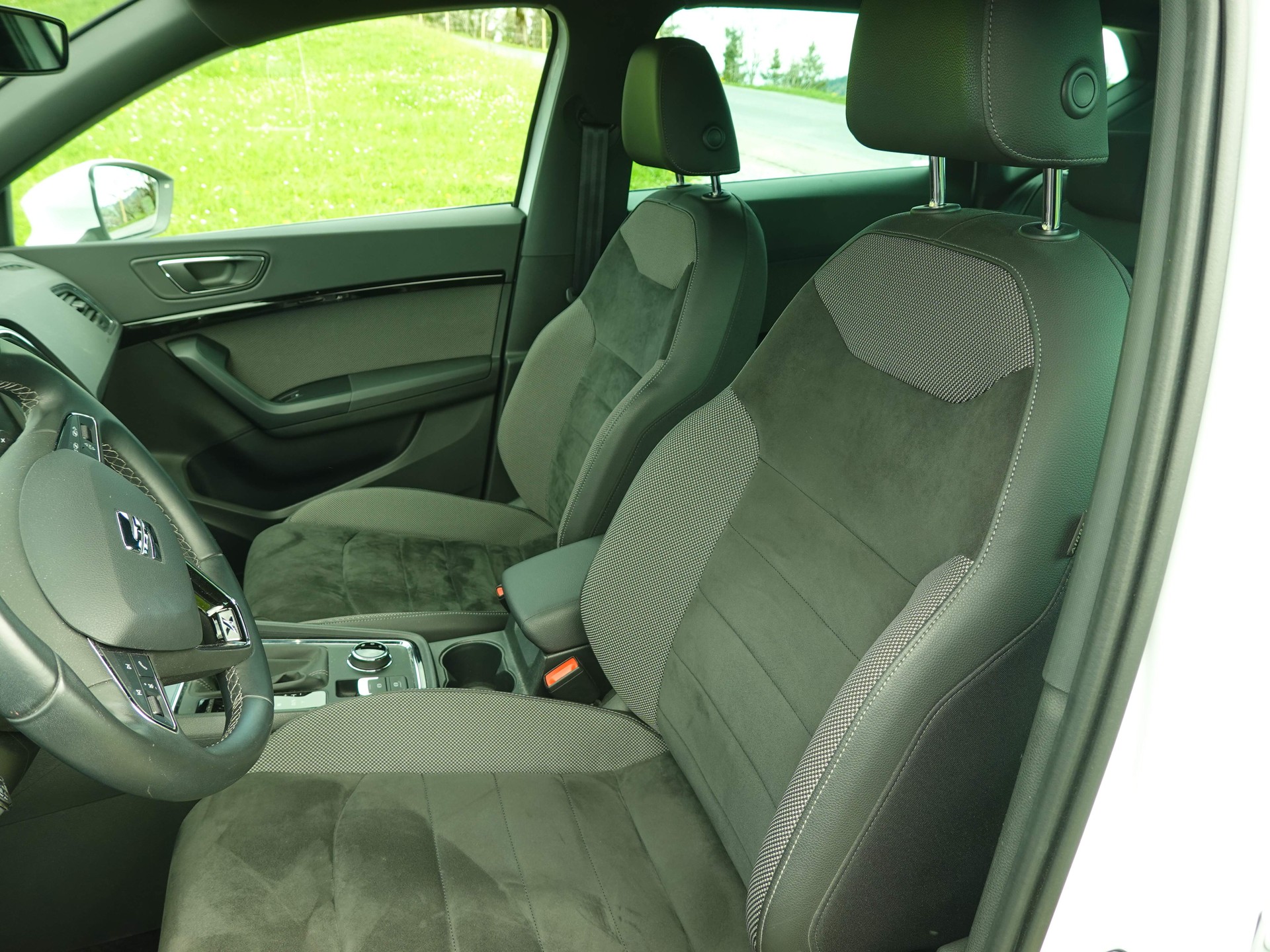 SEAT 1.4 TSI Xcellence 4Drive DSG-image-4