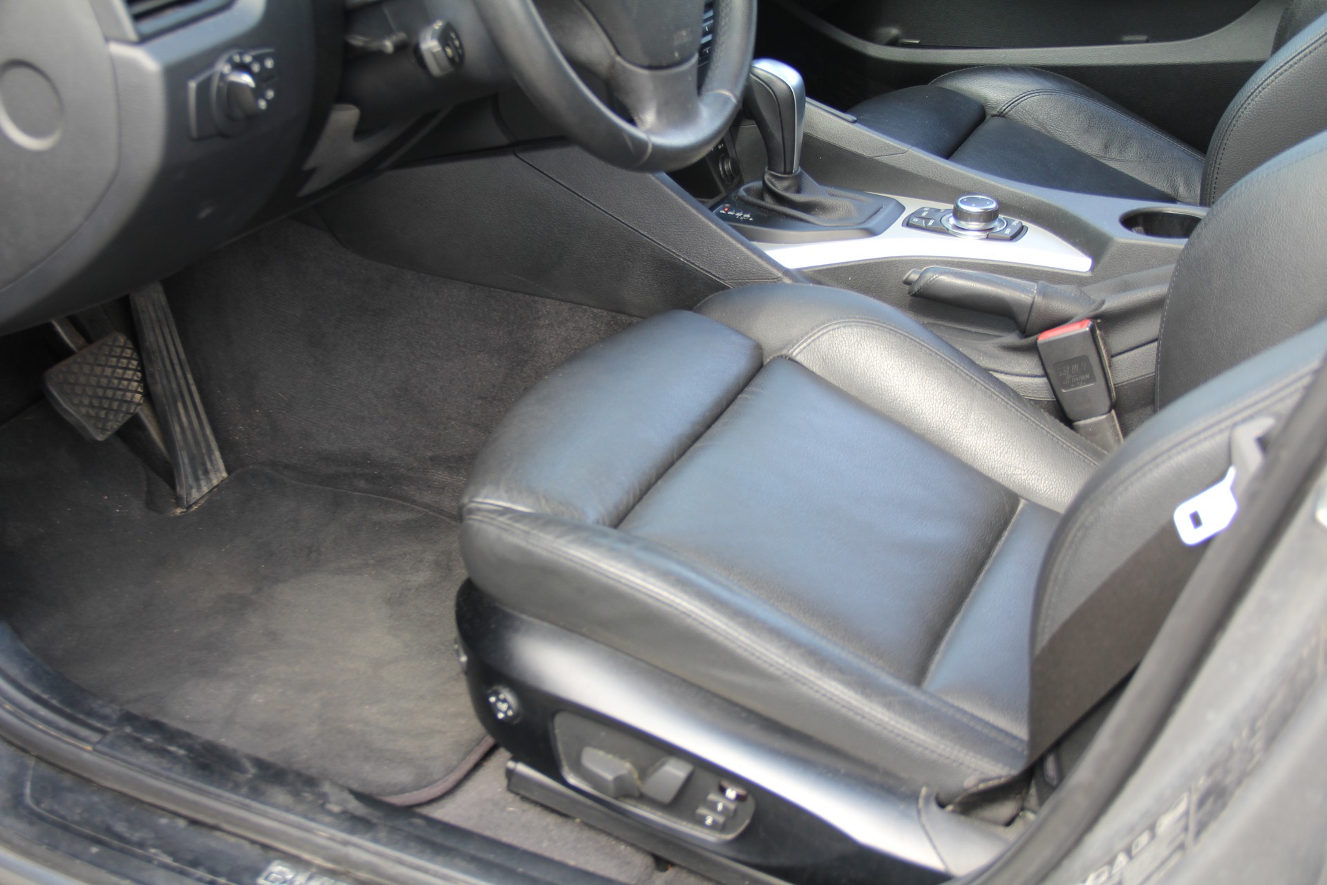 BMW X1 xDrive 20d Steptronic-image-9