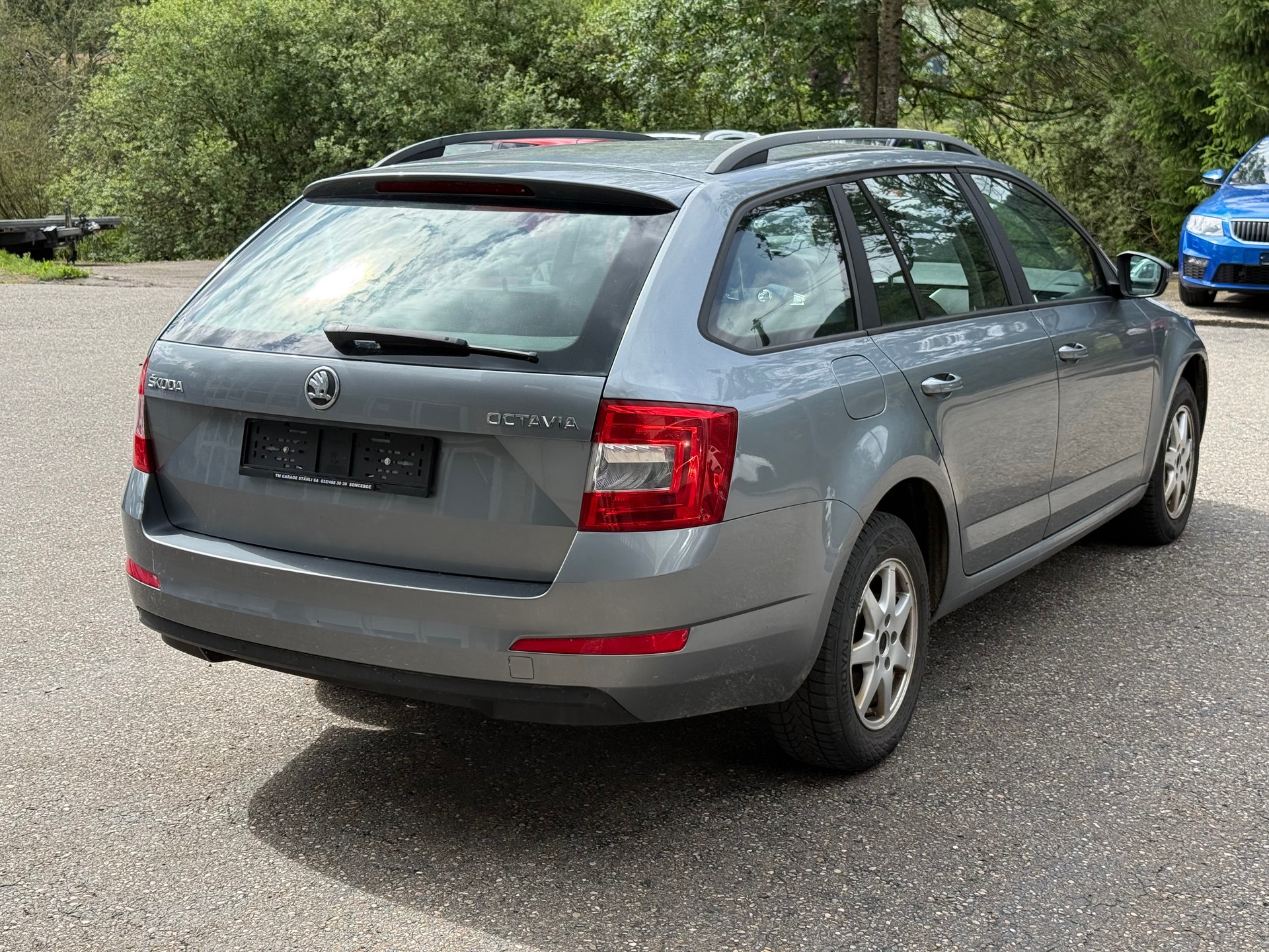 SKODA Octavia Combi 1.6 TDI Elegance 4x4-image-4