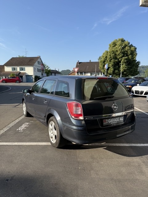 OPEL Astra Caravan 1.6i 16V Enjoy-image-6