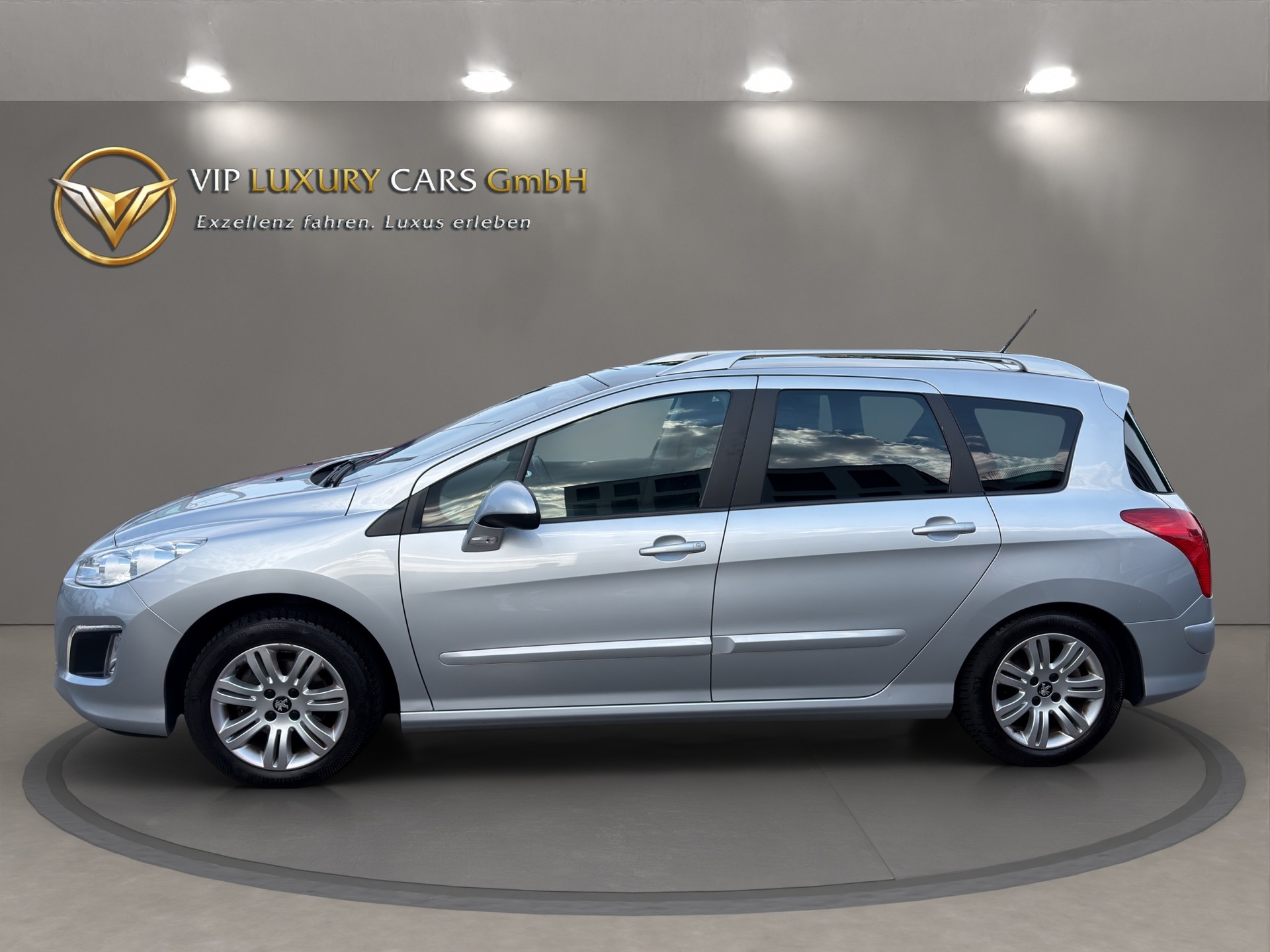 PEUGEOT 308 SW 1.6 HDI Business EGS6 7 Plätze-image-5