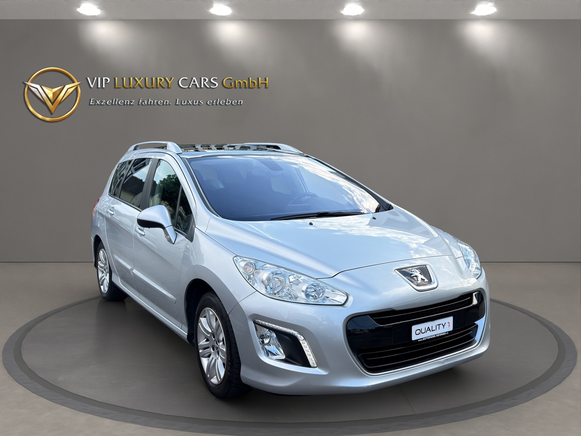 PEUGEOT 308 SW 1.6 HDI Business EGS6 7 Plätze-showroom-element-3