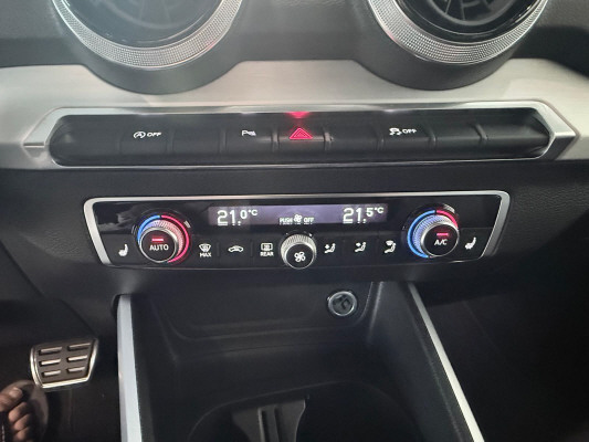 AUDI Q2 35 TFSI S lineS-tronic-image-10