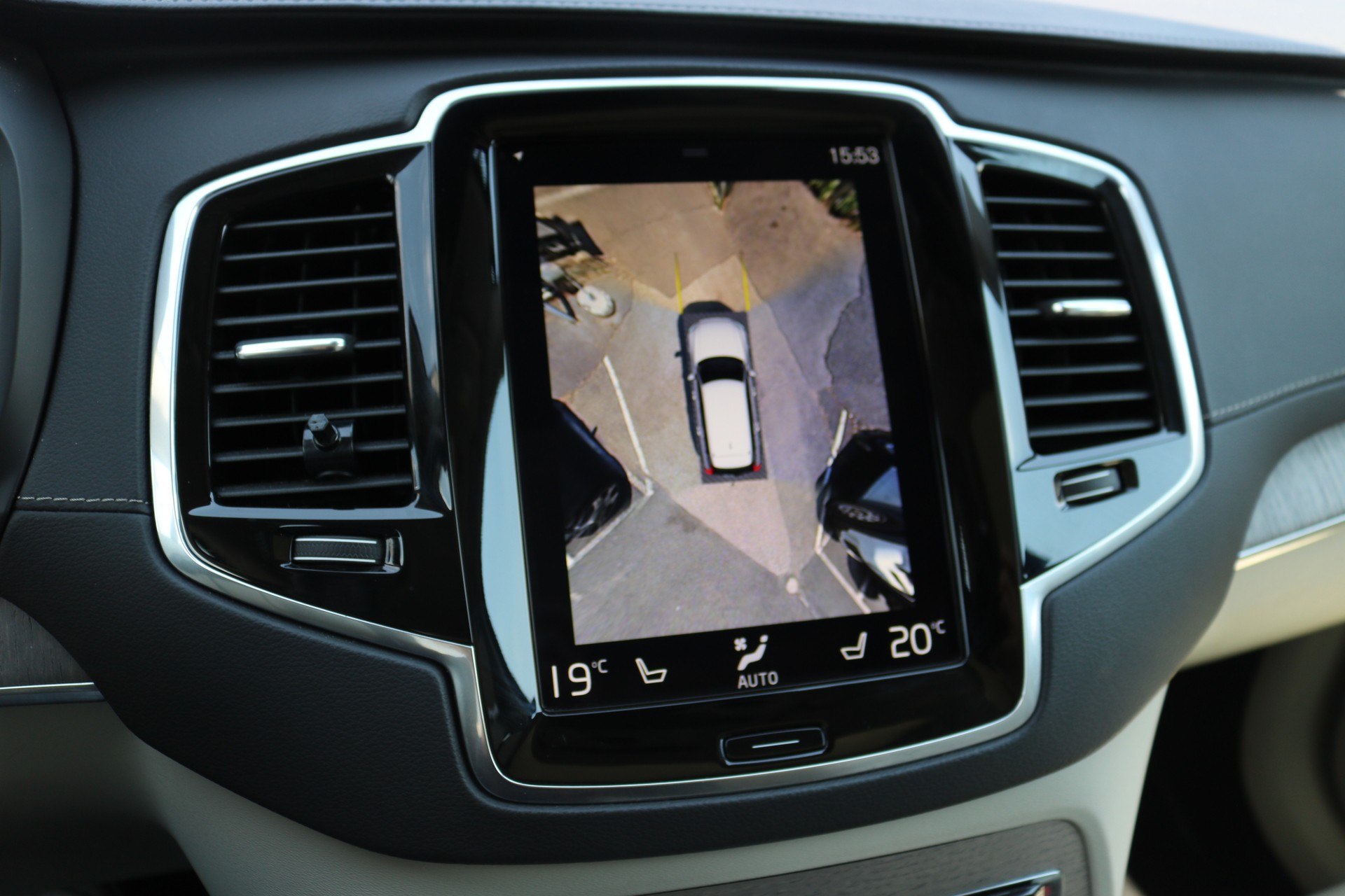 VOLVO XC90 T8 eAWD Inscription Geartronic-image-13